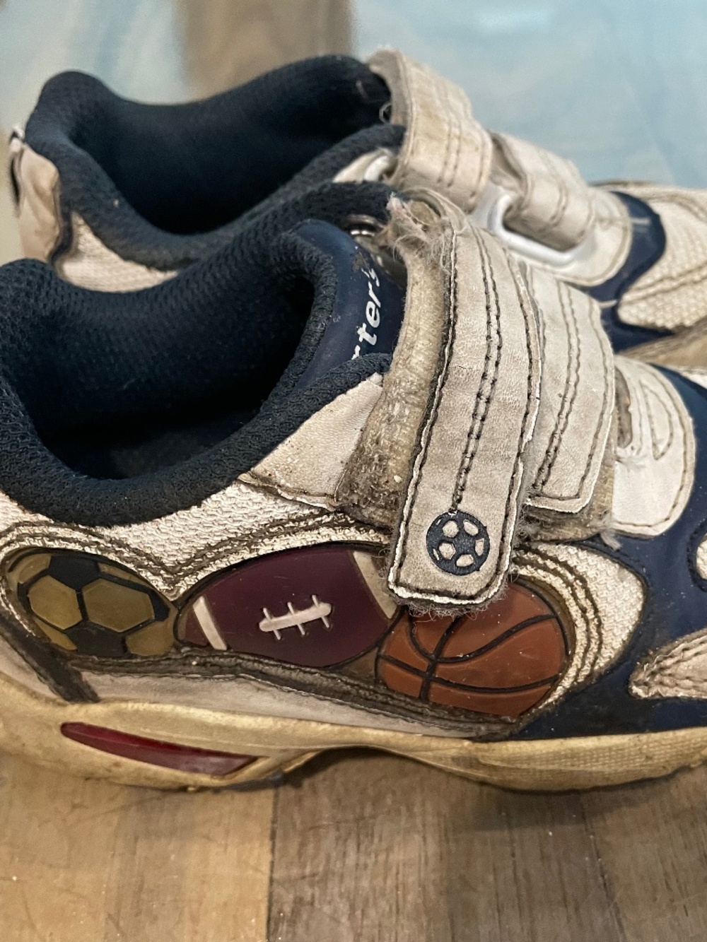 Toddler Athletic Shoes with Light-Up Heel